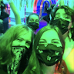 Meet your Posher, Emma